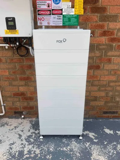 Fox ESS hybrid inverter wall mount installation